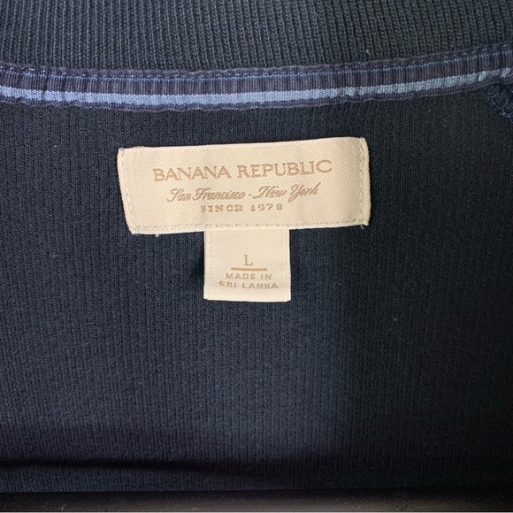 Banana Republic 1/4 Zip - Picture 4 of 10